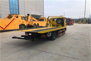 长风新村非事故拖车