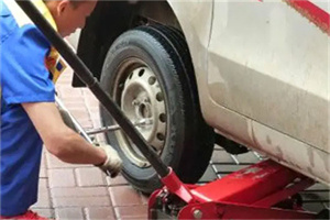 长风新村附近拖车24小时服务热线电话